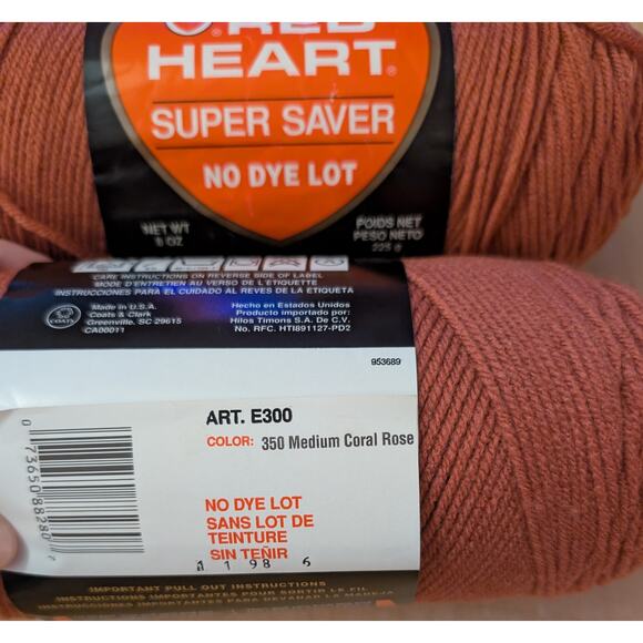 🦃Lot of Red Heart 350 Medium Coral Rose Yarn - Picture 3 of 5